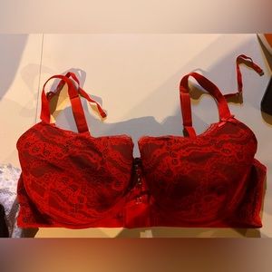 Cacique bra, size 44ddd worn once for pictures